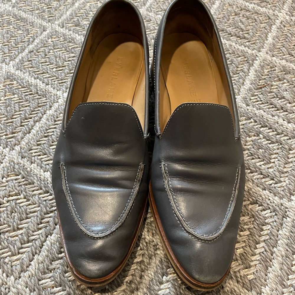 Everlane Modern Loafer in Midnight Blue Leather